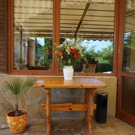 玛格丽塔酒店 瓦爾納