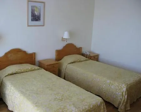 玛格丽塔酒店 2* 瓦爾納