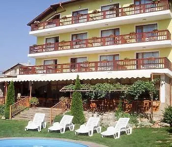 玛格丽塔酒店 2* 瓦爾納